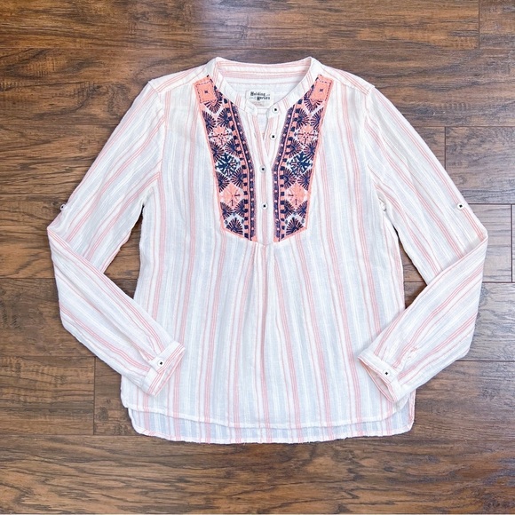 Holding Horses • Anthro Mesa Peasant Top blouse popover embroidered cotton gauze - Picture 3 of 12